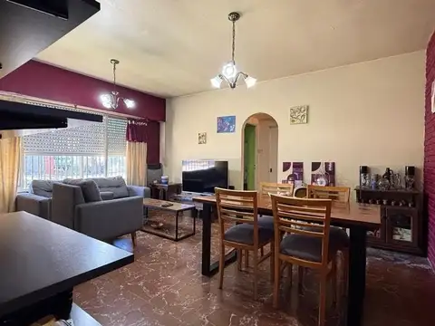 Depto Tipo Casa en Venta en Castelar, USD 95.000
