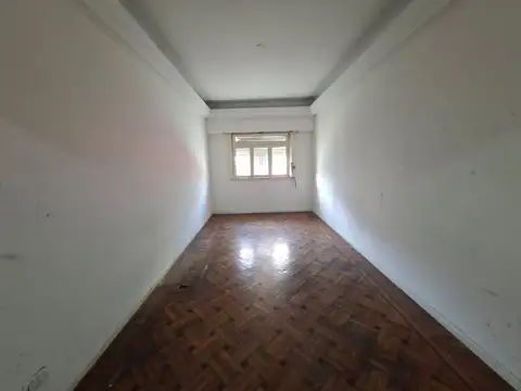 Depto Tipo Casa en Venta 52 años
