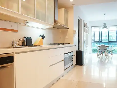 Departamento en Venta con 3 cocheras