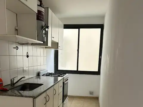 Departamento en Alquiler en Los Robles, $ 750.000