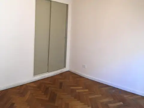 Coronel Salvadores 1300, Piso 1