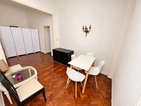 Marcelo Torcuato De Alvear 700, Piso 2