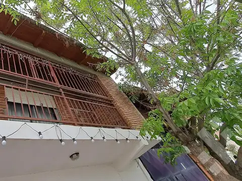 VENTA DE CASA 3 DORM., LOCAL Y TALLER - NEUQUÉN