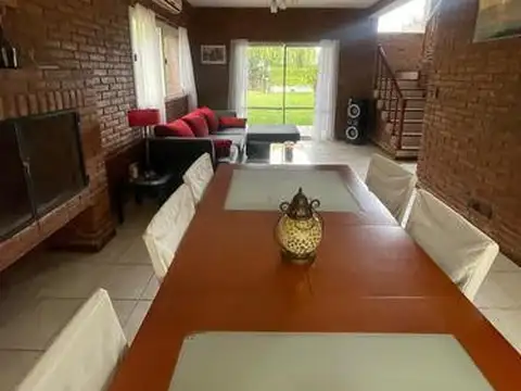 Suipacha 1331 Escobar