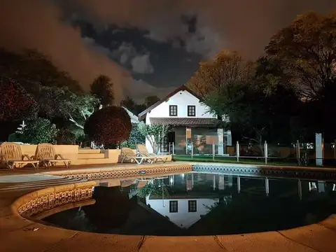 Complejo de 8 cabañas 3*