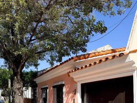 Avenida Uruguay 795