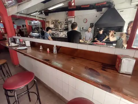 Excelente Parrilla en la zona de Recoleta.
