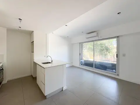 2 Ambientes en Chiclana al 3075  - 1er piso