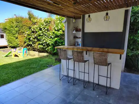 Casa en Alquiler de 3 dormitorios