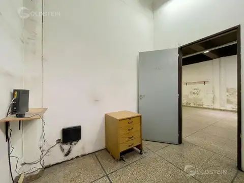 Local en Alquiler en Floresta, $ 2.200.000