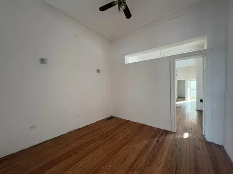 Casa en alquiler – Excelente ubicación céntrica