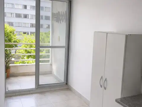 Avenida Almirante Brown 200