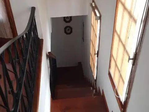 VENDO CASA - LA RIOJA 3700