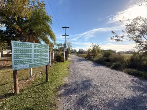 Terreno en venta en Fincas de la Florida!