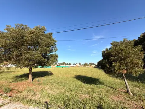 Terreno en venta en Fincas de la Florida!