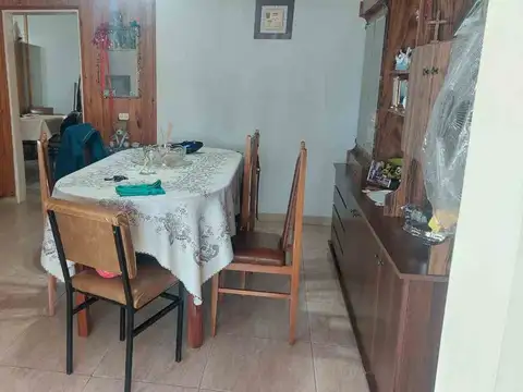 161 entre 49 y 50 800