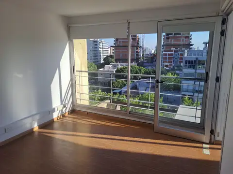 Delgado 300, Piso 4