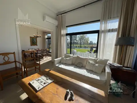Casa 5 ambientes con 2 baños