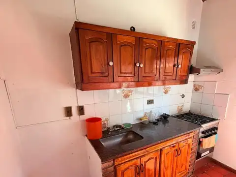 Casa 3 ambientes con 1 baño