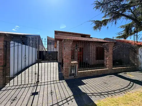 Juan Bautista Alberdi 2100