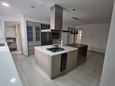 Departamento en Alquiler de 5 ambientes