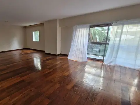 Departamento 5 ambientes con 2 baños