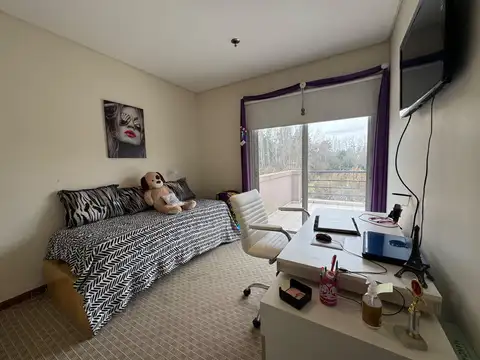 Casa en Venta con 5 cocheras