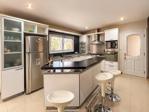 Casa en Venta de 4 dormitorios