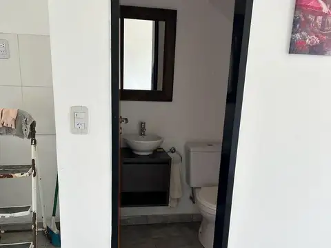Casa 3 ambientes con 2 baños