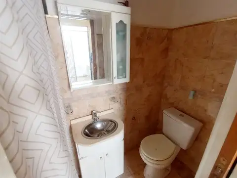 CASA VENTA 3 AMBIENTES LOMAS DEL MIRADOR