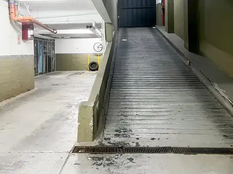 VENTA PISO DE 4 AMBIENTES C/COCHERA EN PALERMO