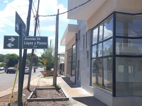Esquina Av. San Martin y Planes - 320 m2 