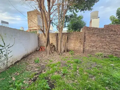 Depto Tipo Casa 4 ambientes con 1 baño