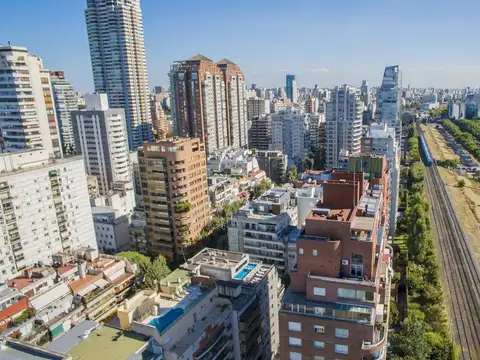 L' Avenue Libertador 24 Polo