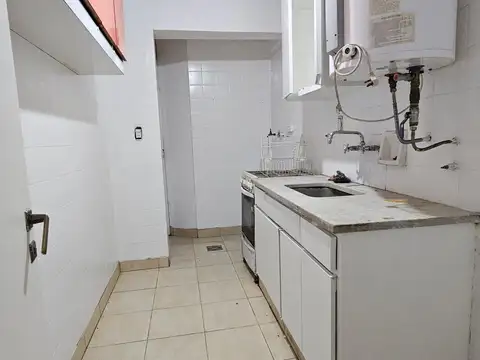 ALMAGRO 3 AMBIENTES AL FRENTE CON PATIO EXCELENTE UBICACION