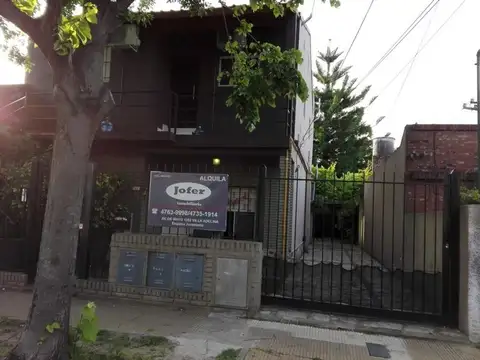 El Resero 100, Piso p b