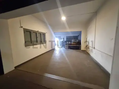 Galpón en Alquiler en Talleres Este, Córdoba