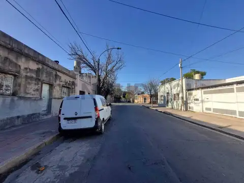 Galpon en Alquiler en Talleres Este, $ 90.000