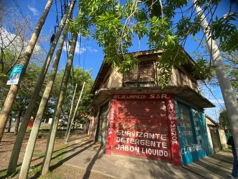 Excelente esquina en La Lonja