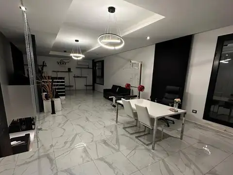 Casa 4 ambientes con 4 baños