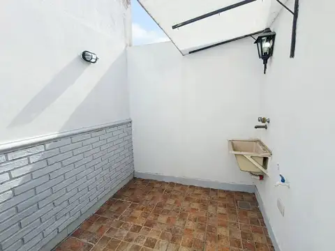 Depto Tipo Casa en Venta 11 años