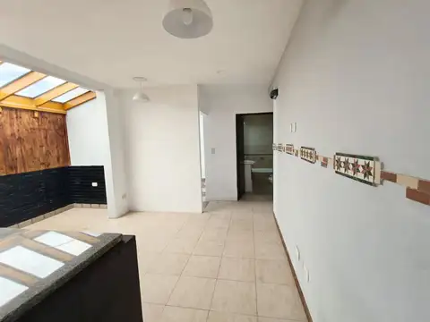 Depto Tipo Casa en Venta de 2 ambientes