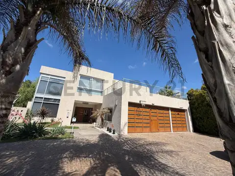 Venta de casa en San Diego Country club, Moreno