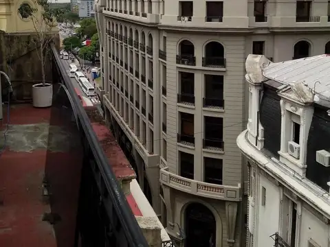 Juan Domingo Peron 300