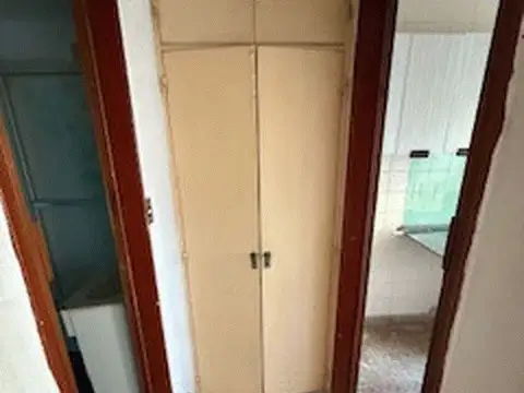 MONOAMBIENTE 33 M2, C7FRTE CON BALCON, COCINA SEPARADA, """ PARA RECICLAR """
