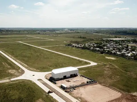 Lote Industrial de 41.610 m2 en Venta en Parque Industrial Los Libertadores - Campana