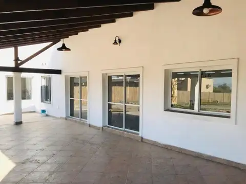 Casa en Alquiler de 2 dormitorios