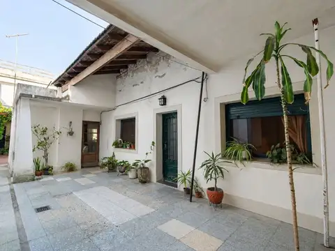 PH venta a reciclar 2 dormit 2 patios Dependencia