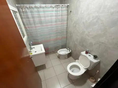 Monoambiente en alquiler- Excelente estado-37 e/ 17 y 18