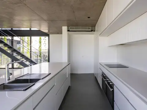 Migueletes 2200, Piso 8